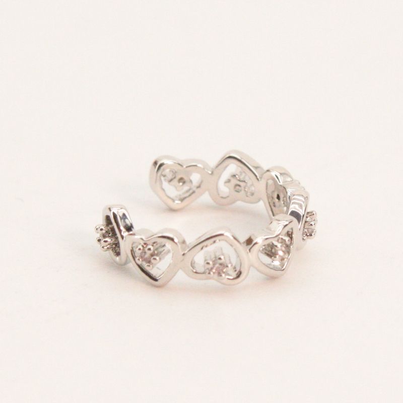 Ear Cuff Corazones (Una unidad)